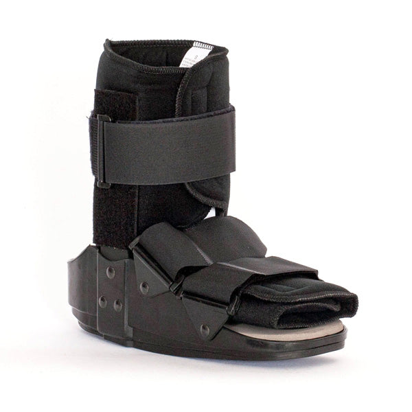 Low Profile Walker with Metal Uprights